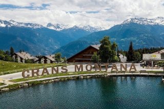 La commune de Crans-Montana prévoit des cours de sport en plein air. (Image d'illustration)